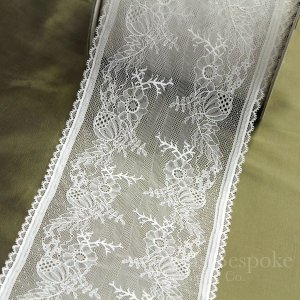 7" Wide White Jacobean Floral Lace Trim (Dyeable), Made in France