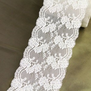 5 1/2" Wide Rigid Off-White Floral Lace Trim