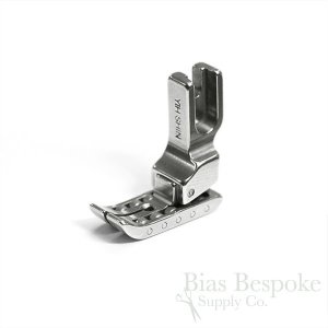Rolling-Wheel Hinged Foot for Stitching Leather and Plastic on Industrial Sewing Machines
